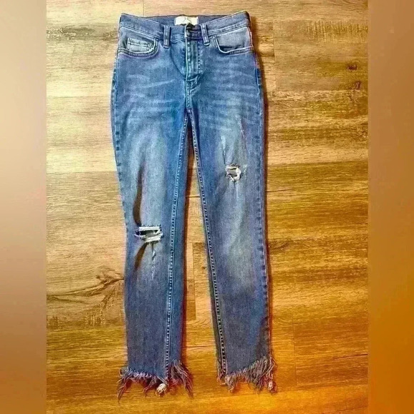 Free People Great Heights Frayed Fringe Skinny Jeans 25 - Picture 3 of 11